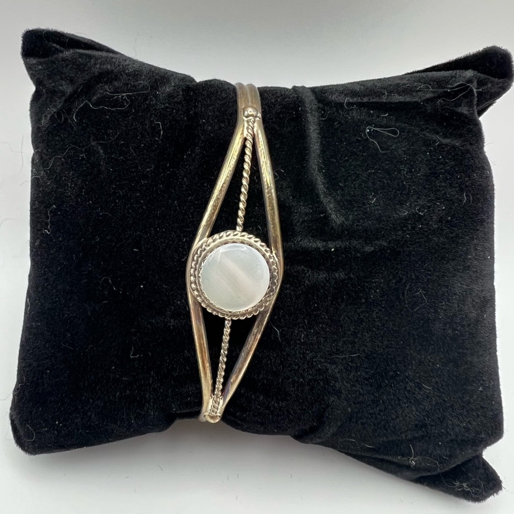 Sterling Silver Mother of Pearl Bracelet